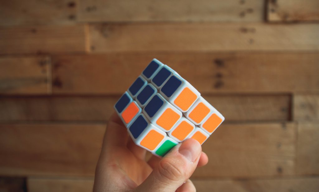 4 jeux à faire quand on est seul 4 jeux à faire quand on est seul